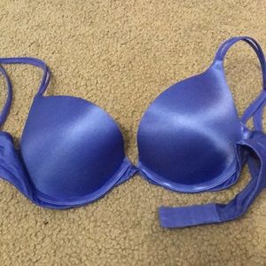 Victoria’s Secret 32B very sexy push-up bra